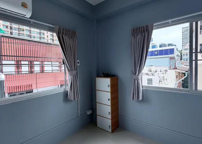 旅馆 Eve's House *